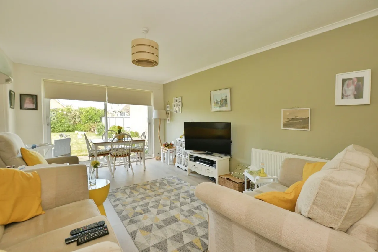 The Fairway, Dymchurch, Romney Marsh, Kent, TN29, photo 2