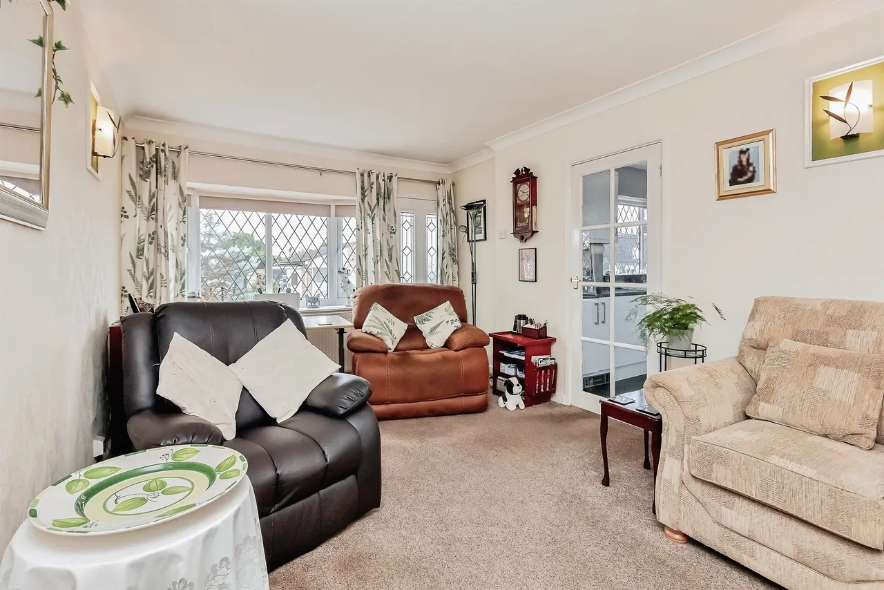 Firdale Avenue, Rushden, photo 4