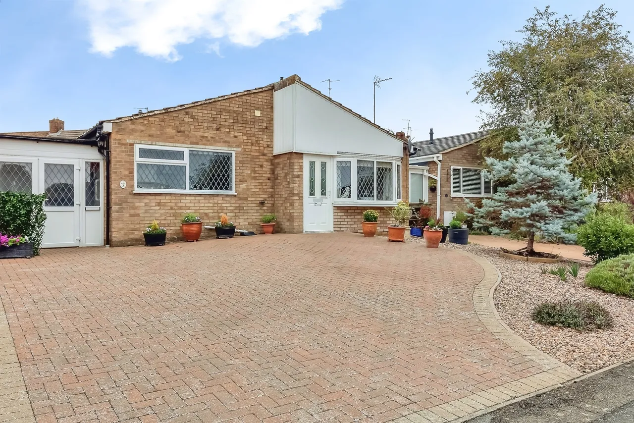 Firdale Avenue, Rushden, photo 2