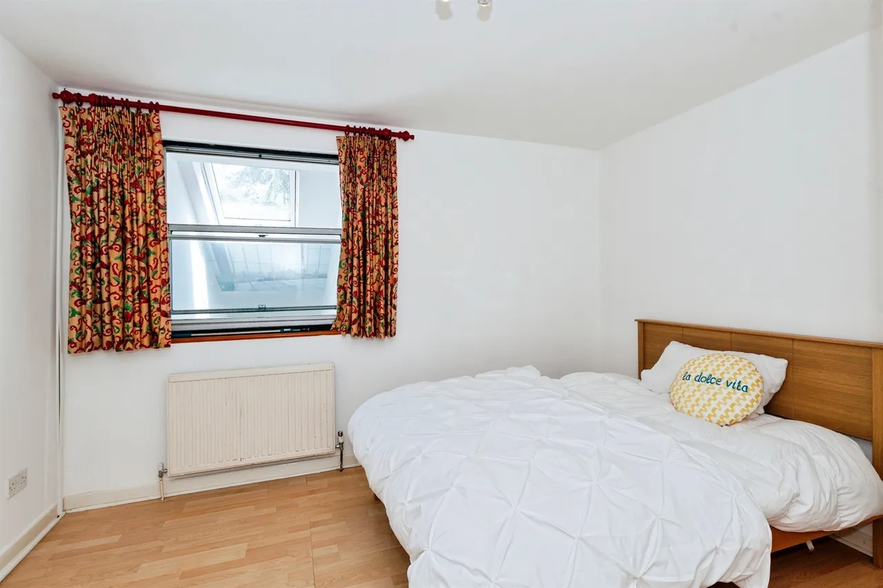 Queen Annes Road, Windsor, photo 11