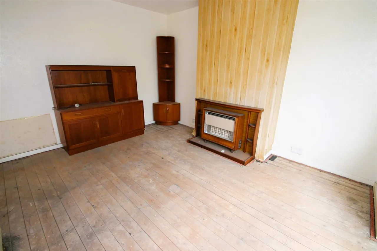 Walton Close, Rowley Regis, photo 6