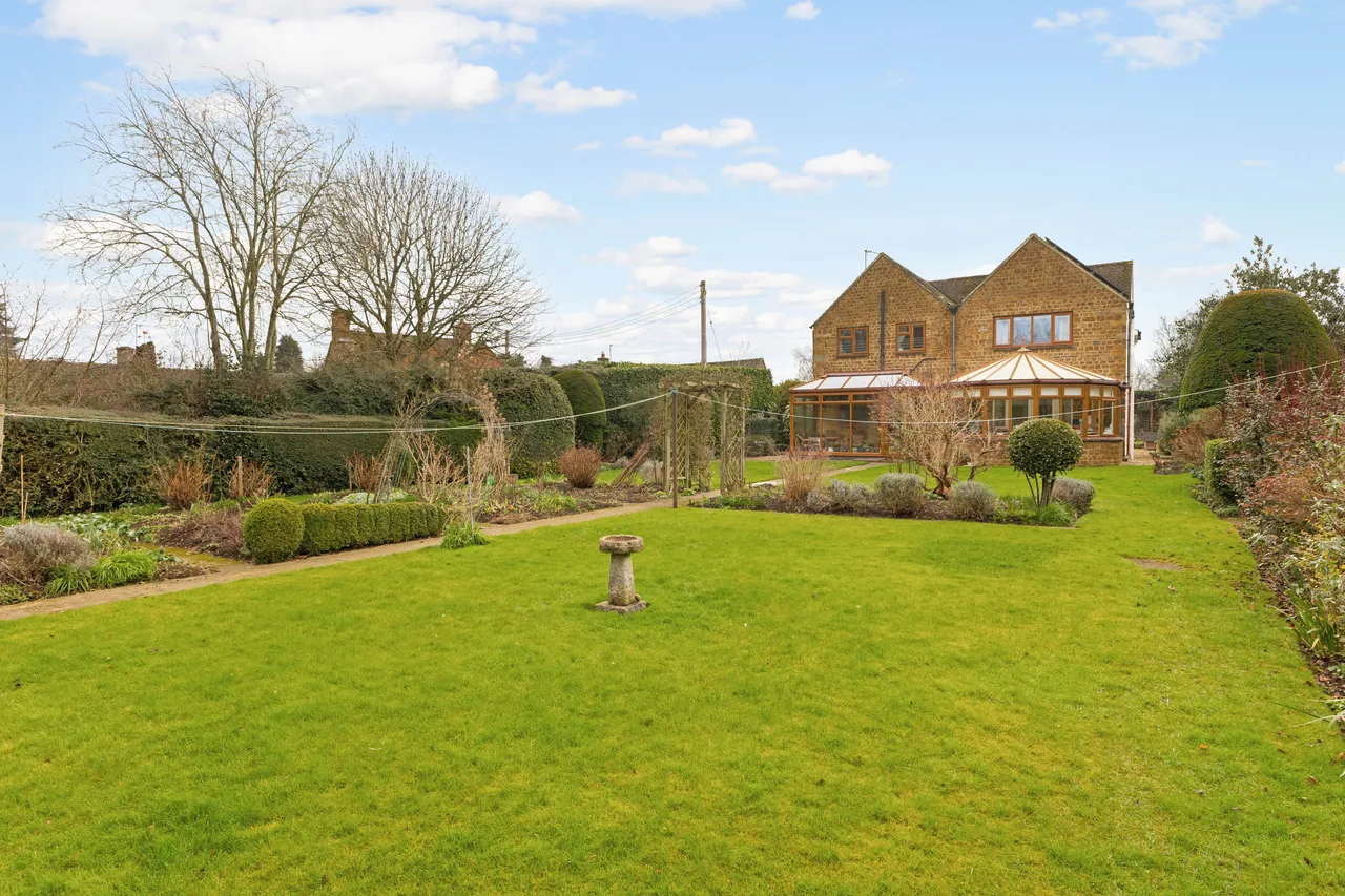 Horton Lane, Milcombe, OX15, photo 2