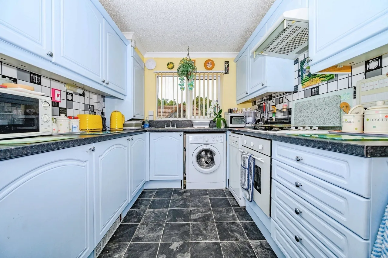 Collins Wood, Residential Park, Caddington, Luton, LU1, photo 7