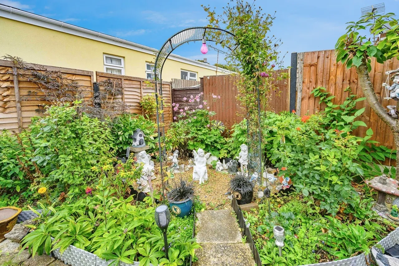 Collins Wood, Residential Park, Caddington, Luton, LU1, photo 13