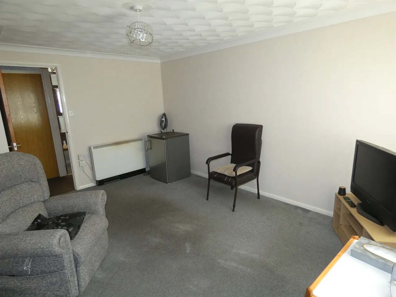 London Road, Amesbury, SP4, photo 5
