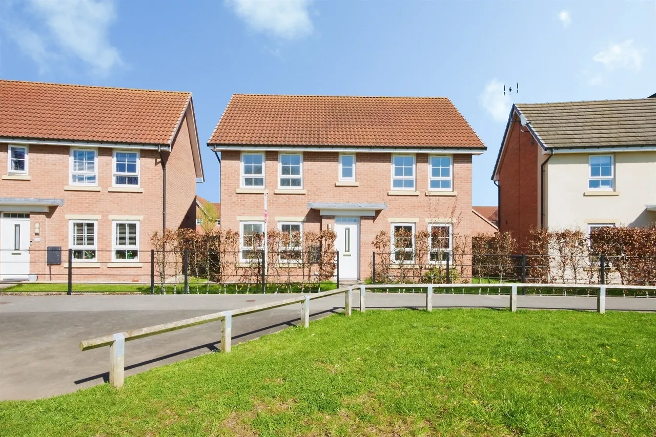 4 bed house for sale, Heathside, Huntington, YO32