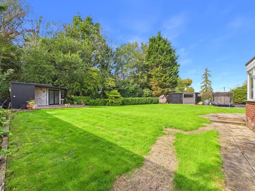Canterbury Road, Etchinghill, CT18, photo 17