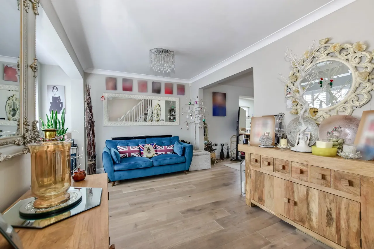 Appledore Avenue, Ruislip, HA4, photo 4