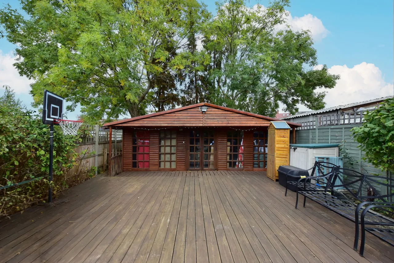 Appledore Avenue, Ruislip, HA4, photo 16