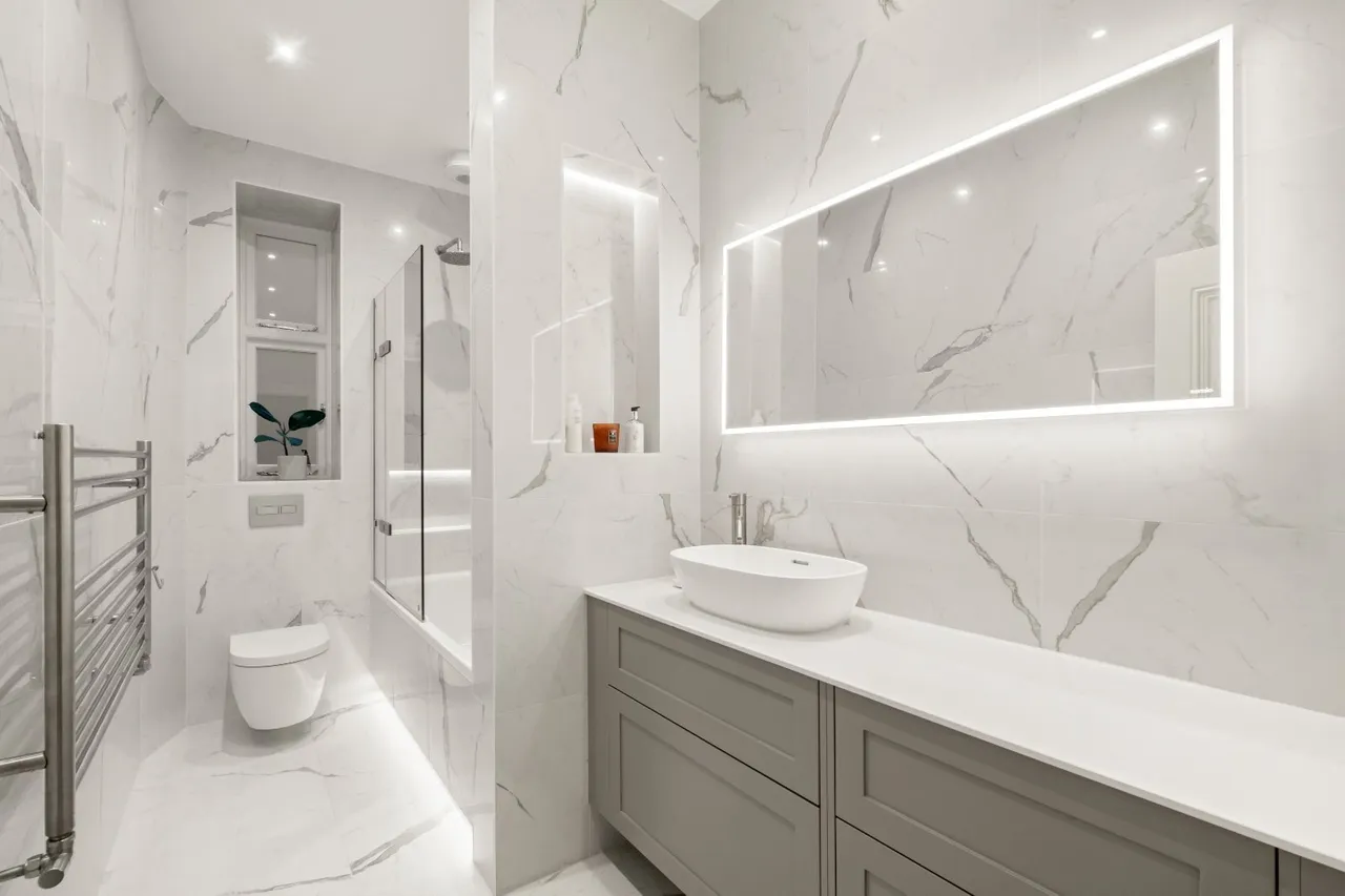 Prince of Wales Drive, London, SW11, photo 8