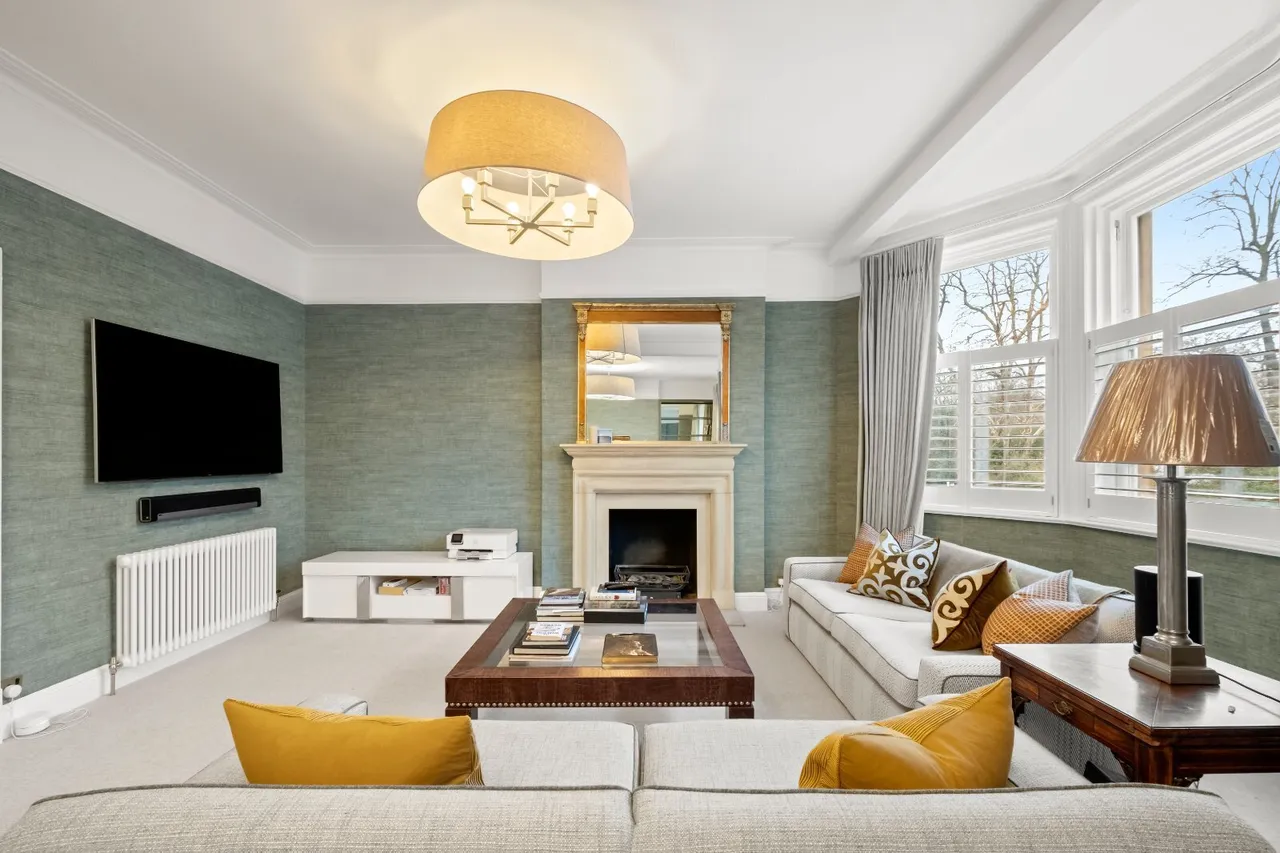 Prince of Wales Drive, London, SW11, photo 15