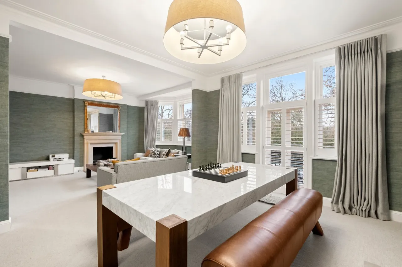 Prince of Wales Drive, London, SW11, photo 16