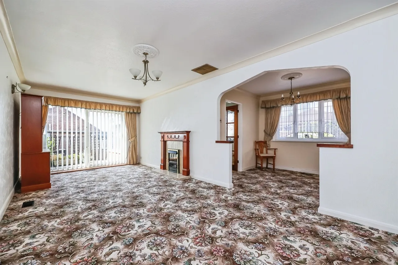 Lawrence Avenue, Eastwood, NG16, photo 7