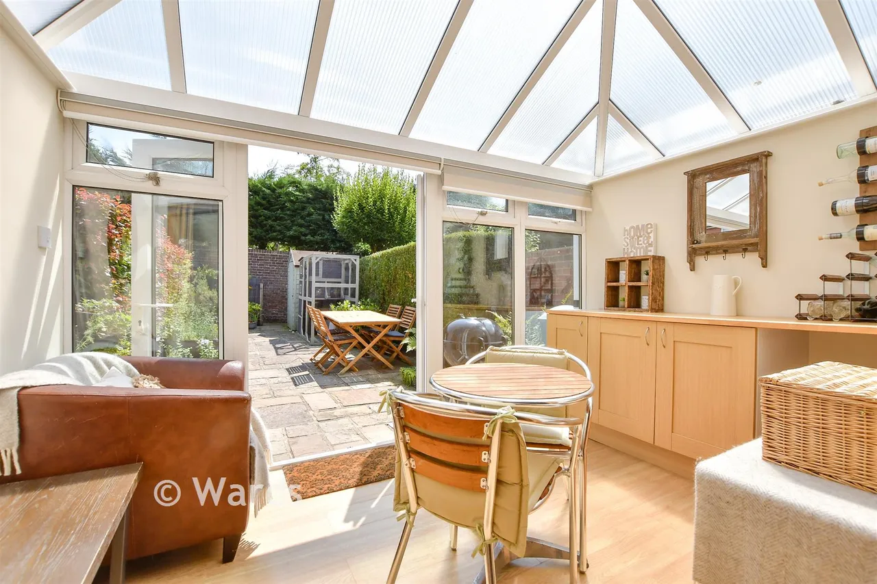 Hanbury Close, Wateringbury, ME18, photo 4