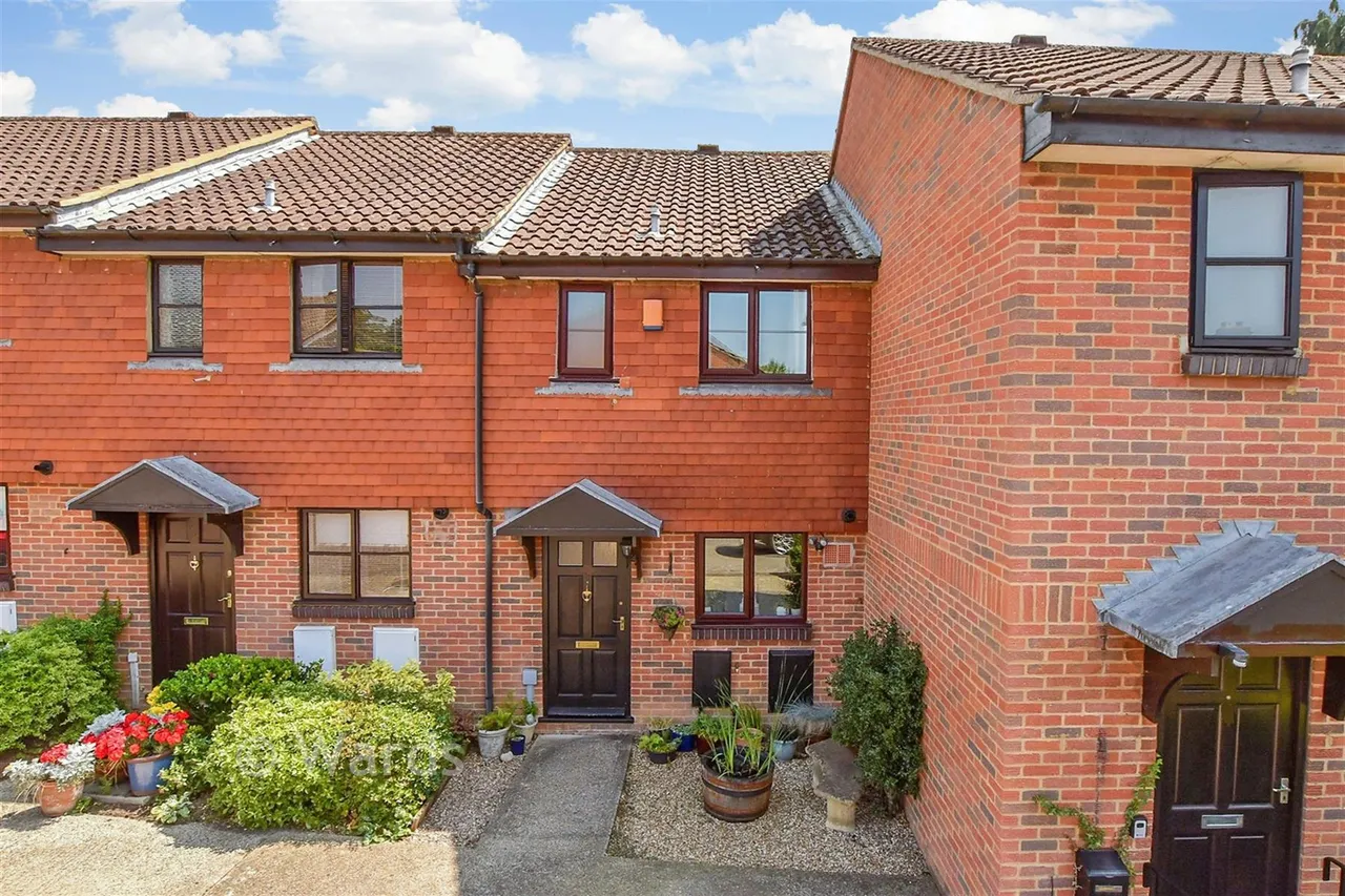2 bed house for sale, Hanbury Close, Wateringbury, ME18