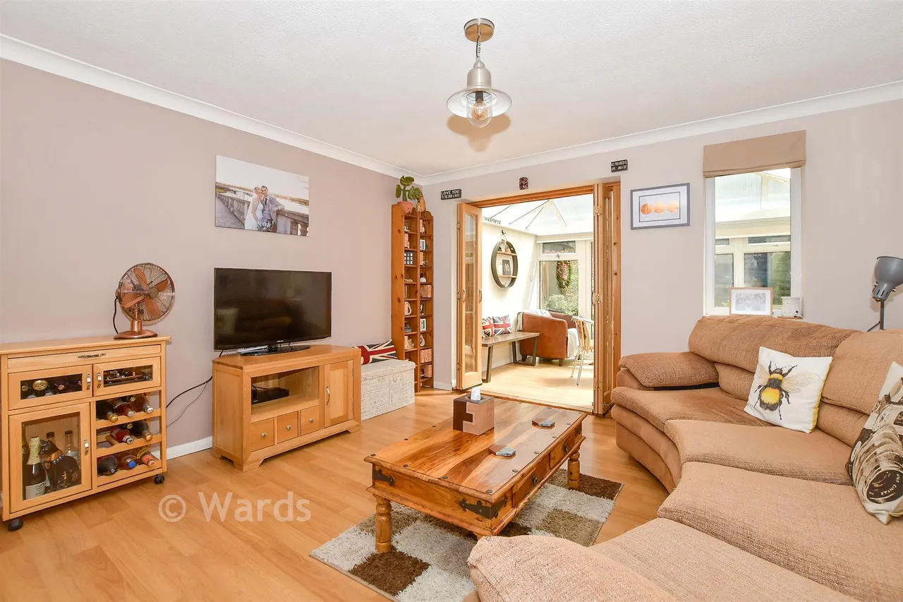 Hanbury Close, Wateringbury, ME18, photo 2