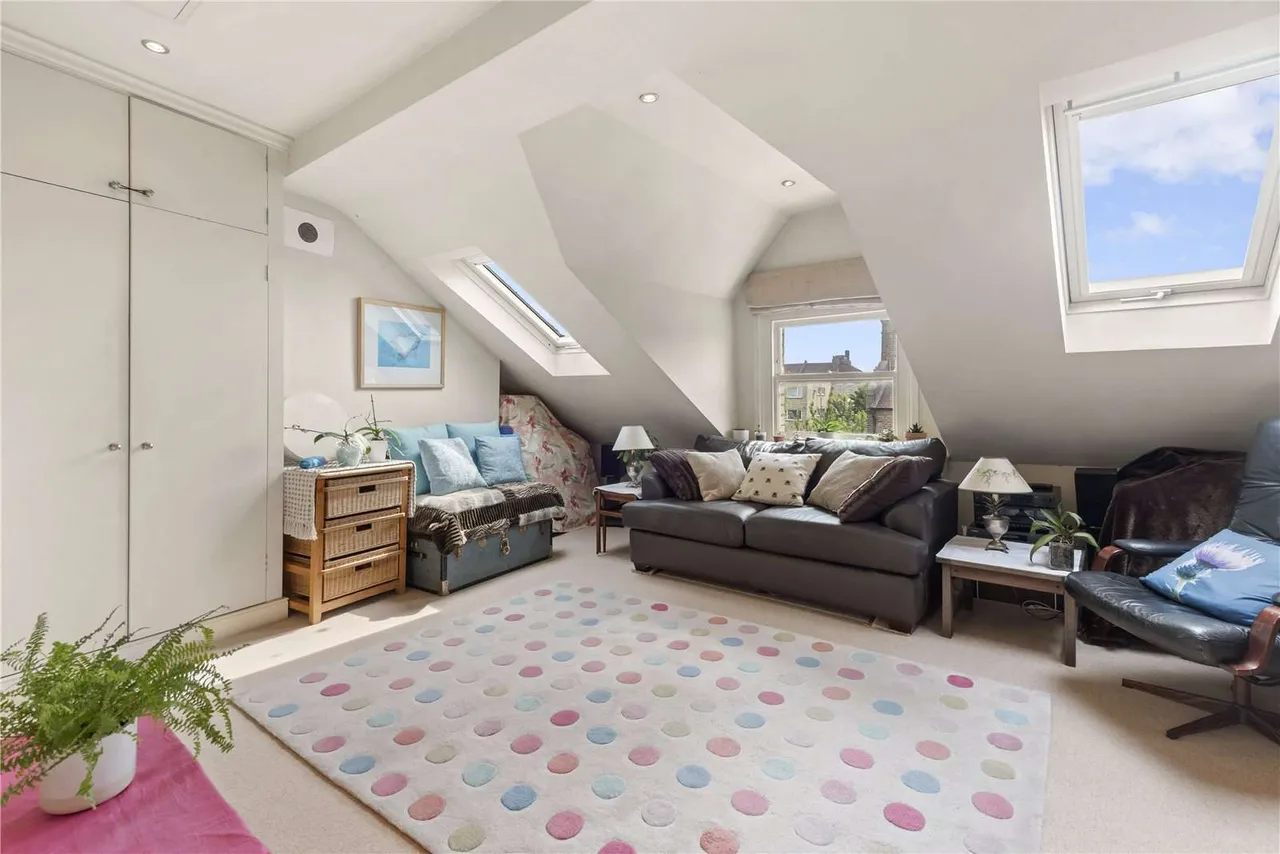 Dempster Road, London, SW18 1AT, photo 10