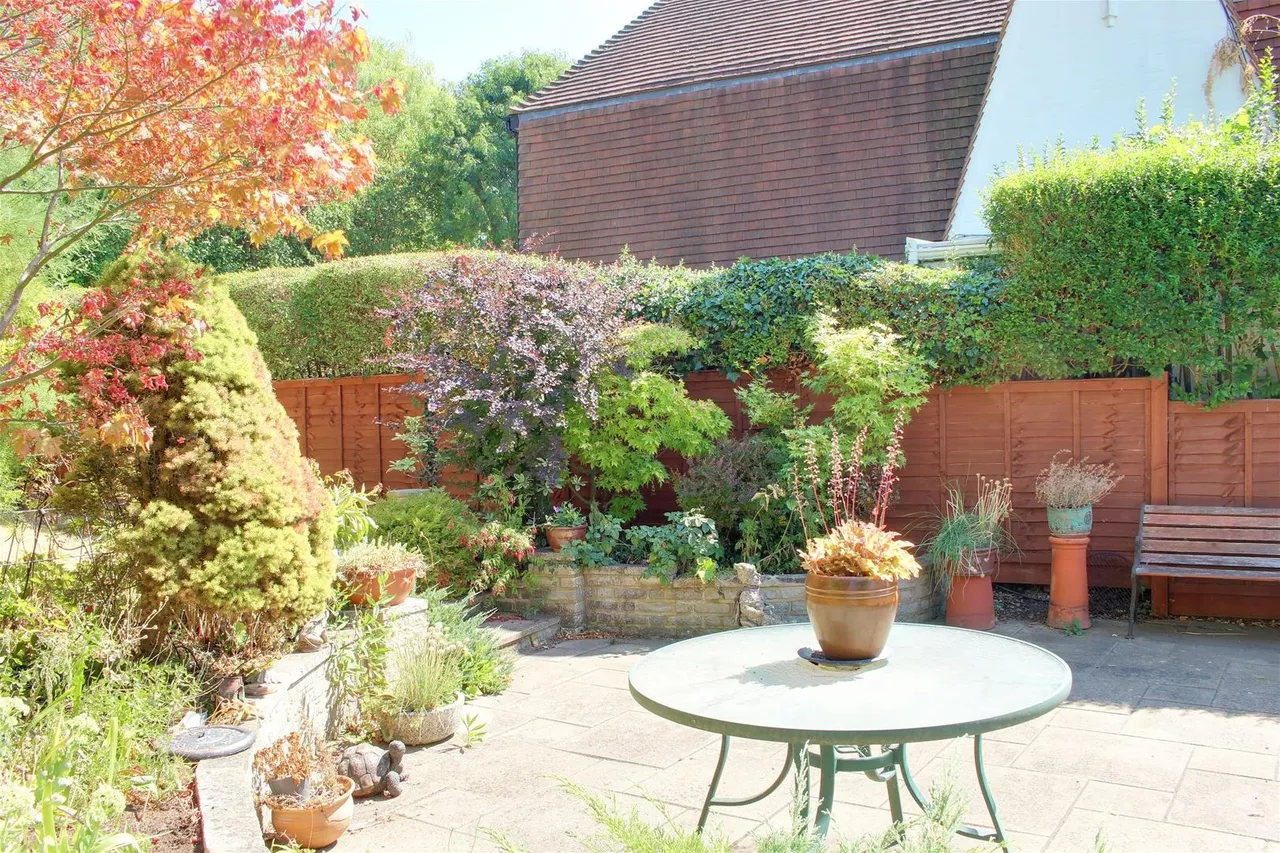 Mountway,, Potters Bar EN6 1ER, photo 31