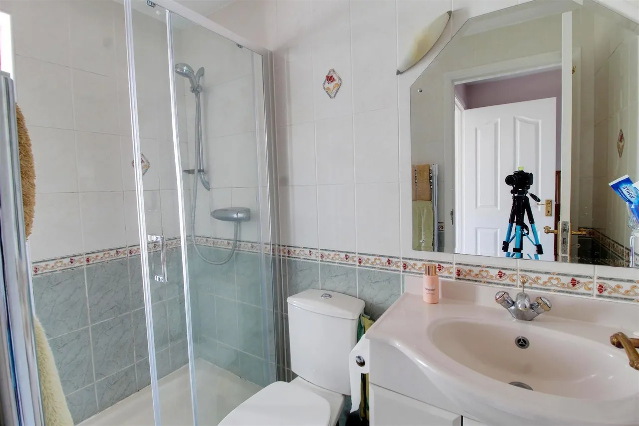 Mountway,, Potters Bar EN6 1ER, photo 23