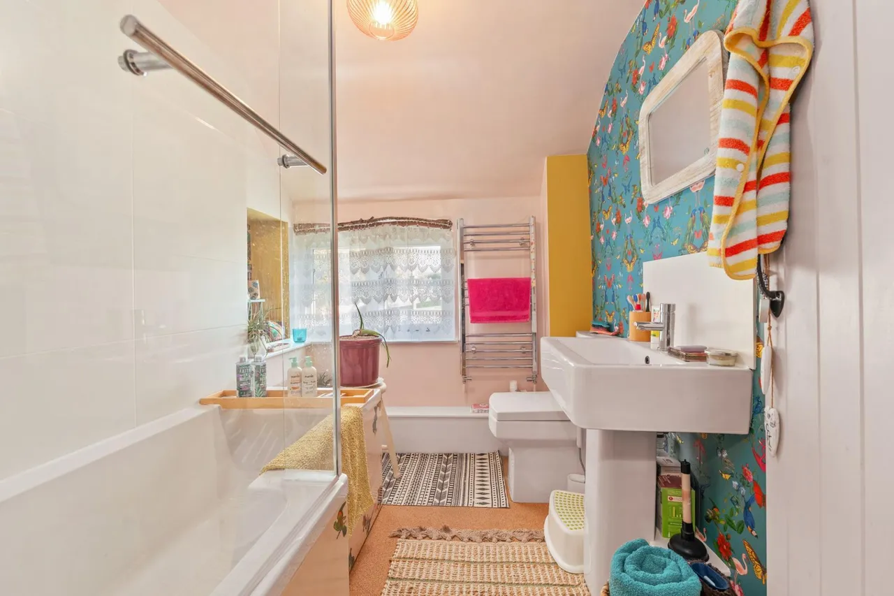 Main St, Great Dalby, LE14, photo 12