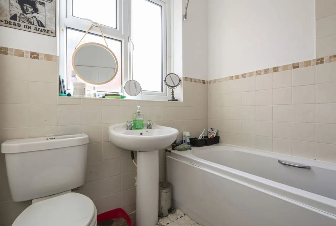 Southbourne Road, Bournemouth, photo 7