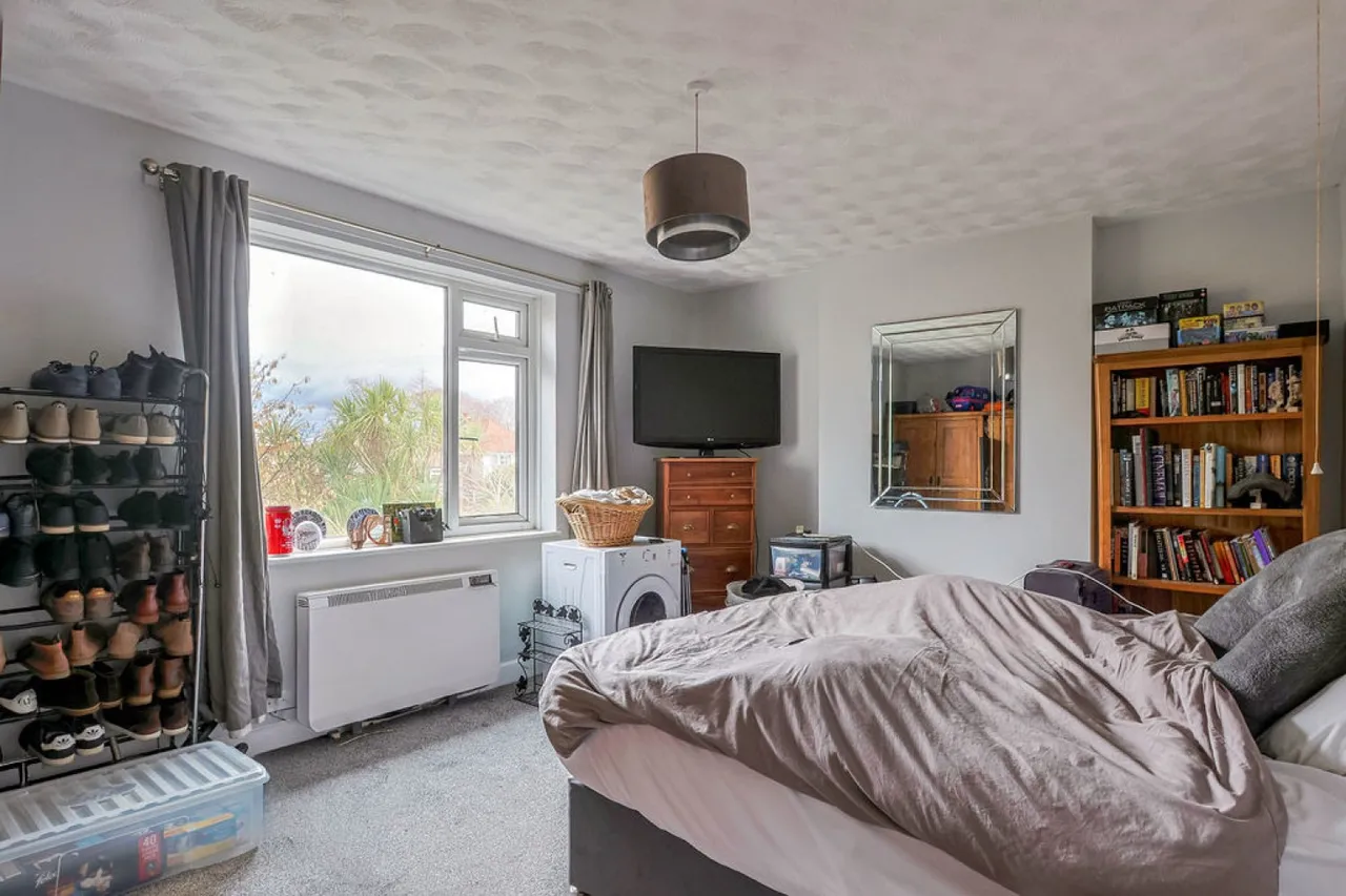 Southbourne Road, Bournemouth, photo 3