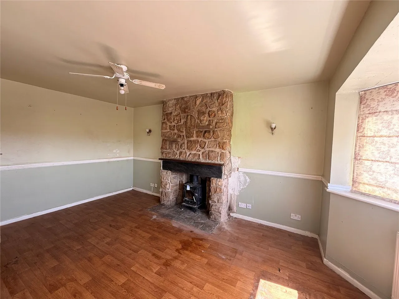 Shuttlewood Road, Bolsover, S44, photo 6