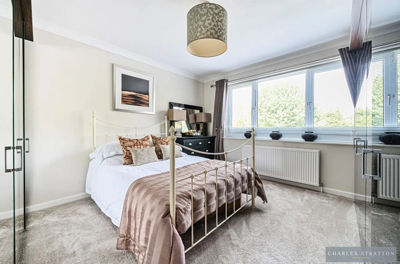 Risebridge Road, Romford, Essex, RM2 5PR, photo 14