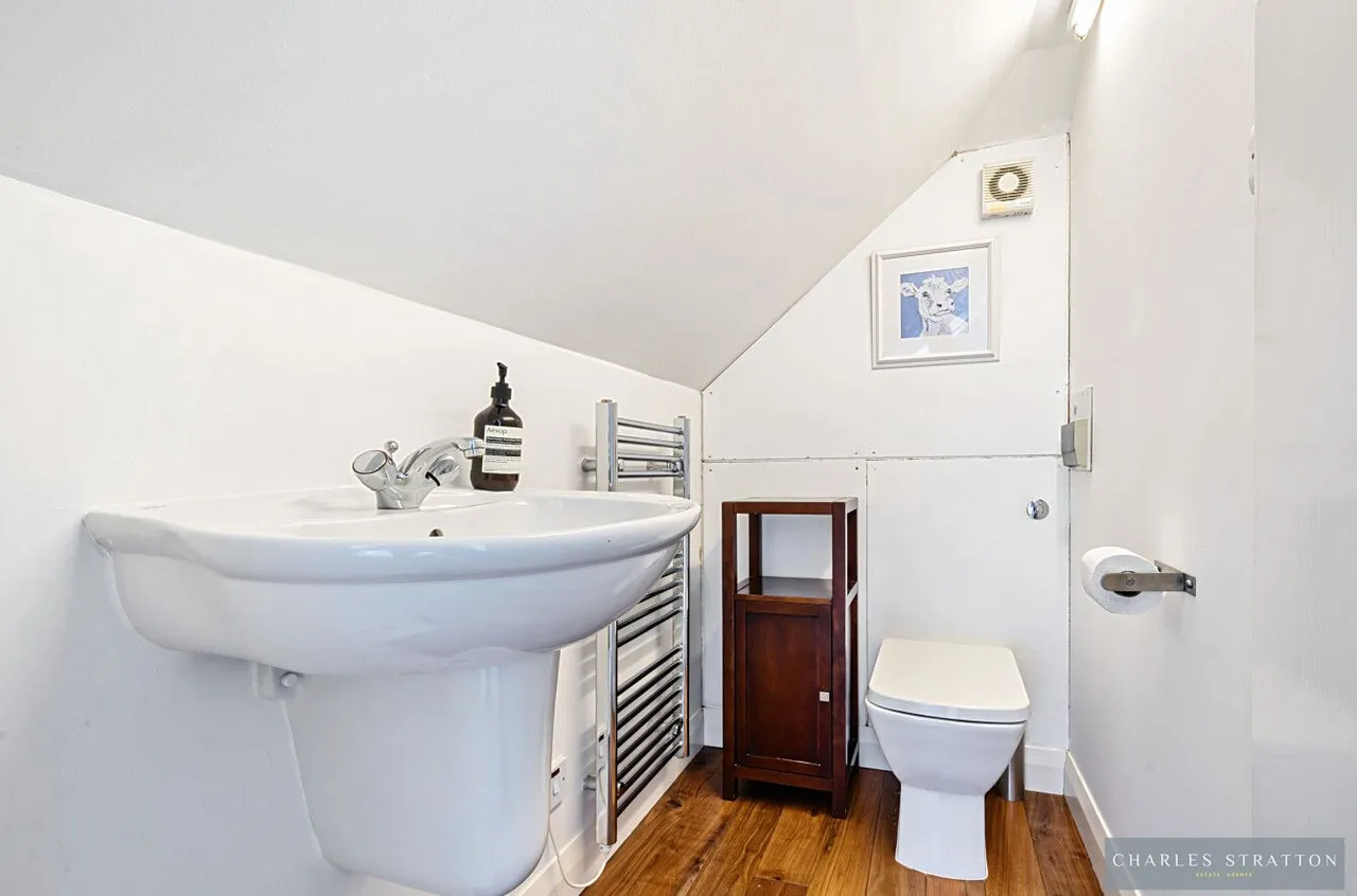 Risebridge Road, Romford, Essex, RM2 5PR, photo 18