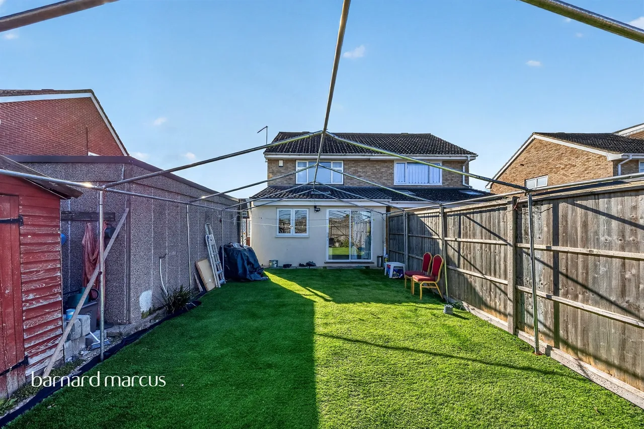 Hoylake Gardens, Mitcham, CR4, photo 17