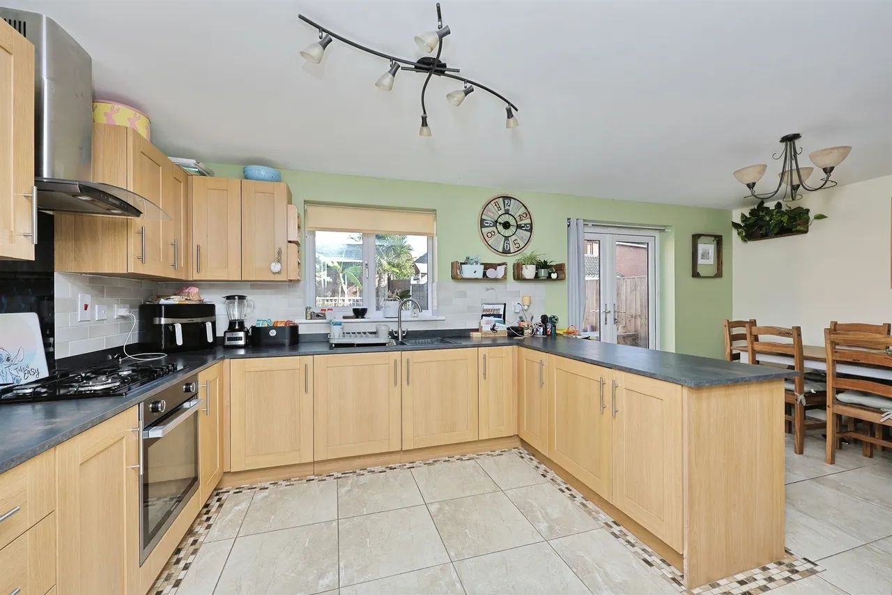 Pump House Close, Costessey, NR8, photo 3