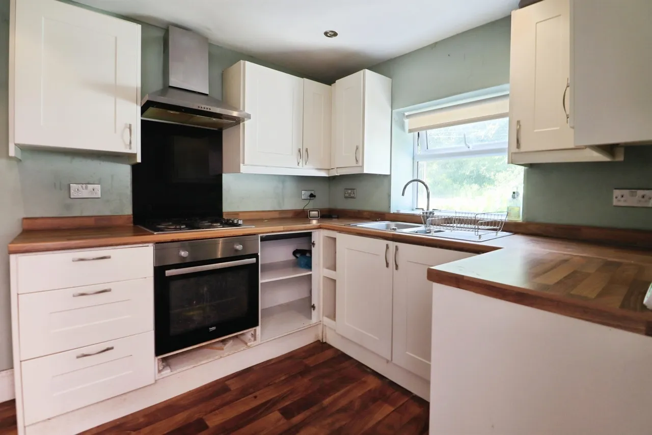 Salisbury Road, Barry, CF62, photo 14