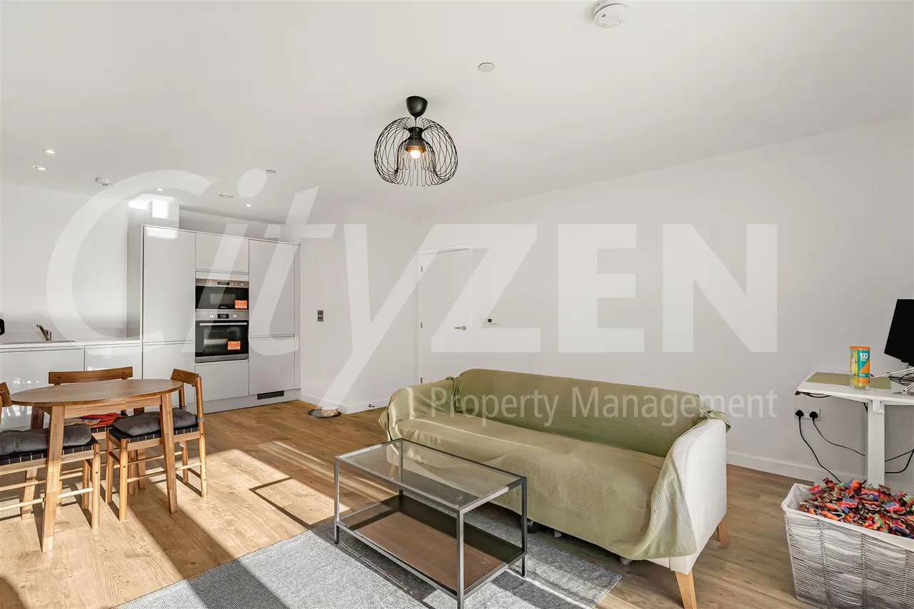Vousden Grove, London, SE28 0PG, photo 8