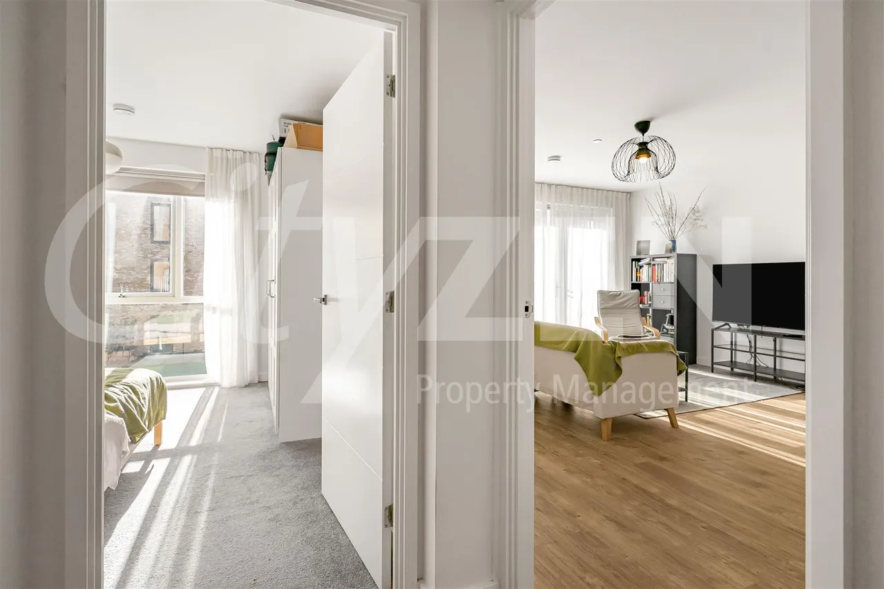 Vousden Grove, London, SE28 0PG, photo 15