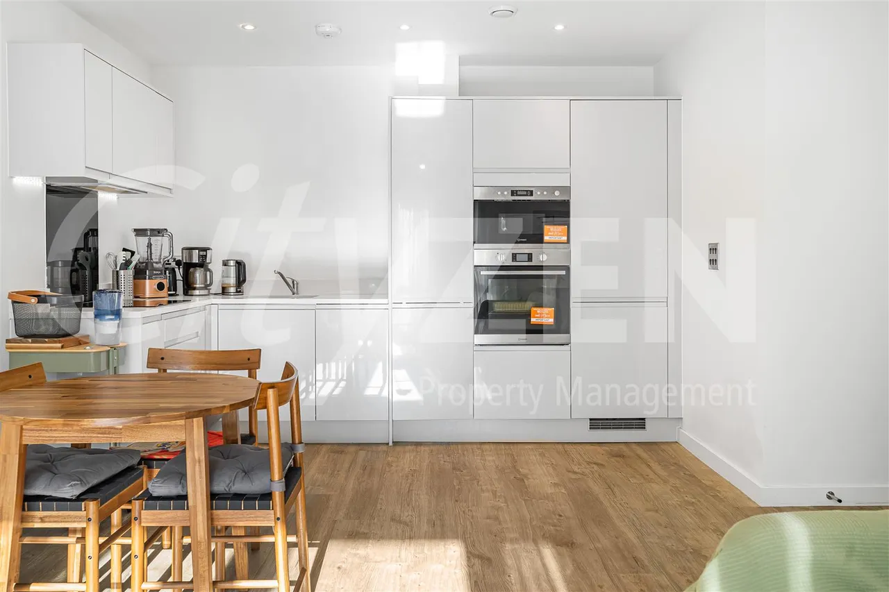 Vousden Grove, London, SE28 0PG, photo 13