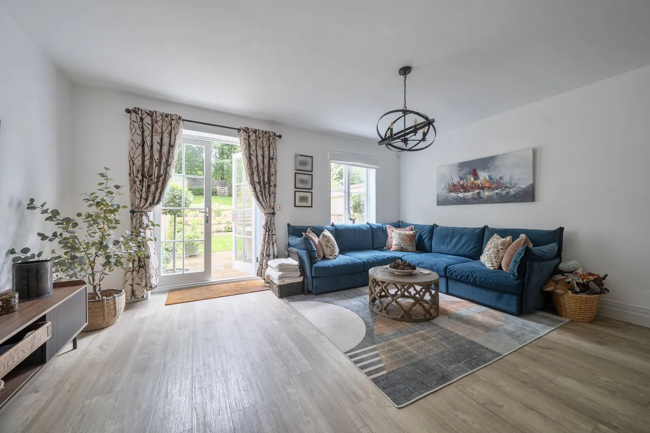 Kings Drive, Midhurst, GU29, photo 5