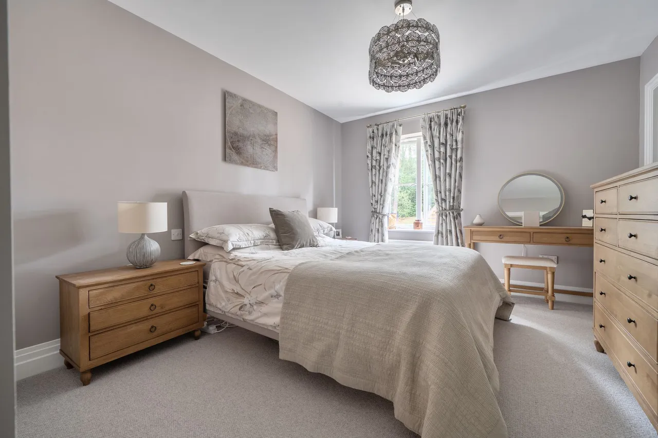 Kings Drive, Midhurst, GU29, photo 9