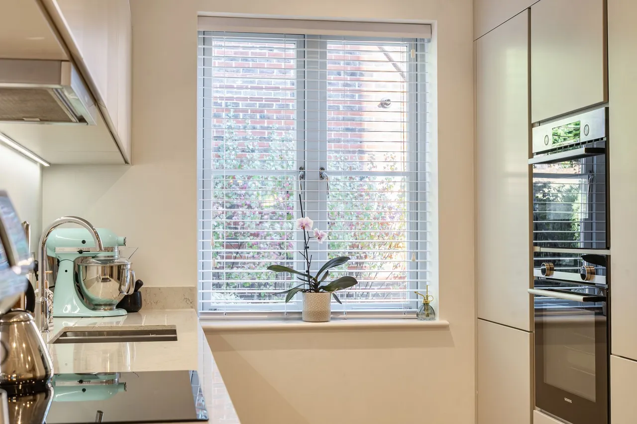 Kings Drive, Midhurst, GU29, photo 8