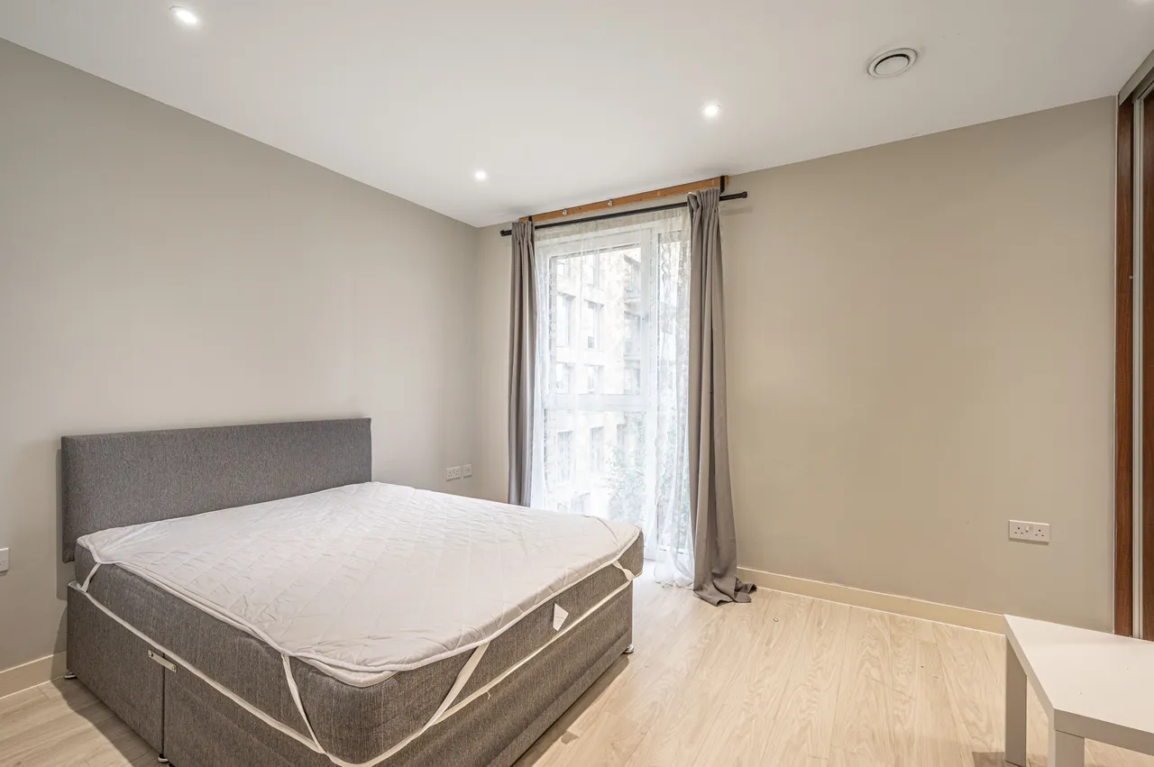 17 Greenshank House, 19 Moorhen Drive, London, photo 5