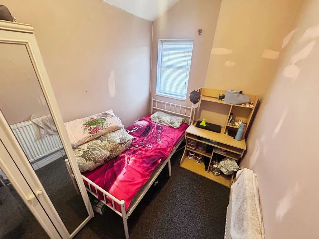 Village Road, Aston, B6, photo 12
