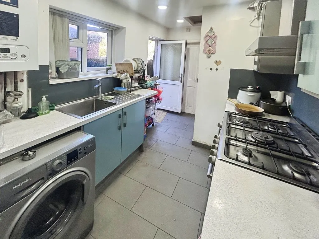Village Road, Aston, B6, photo 4
