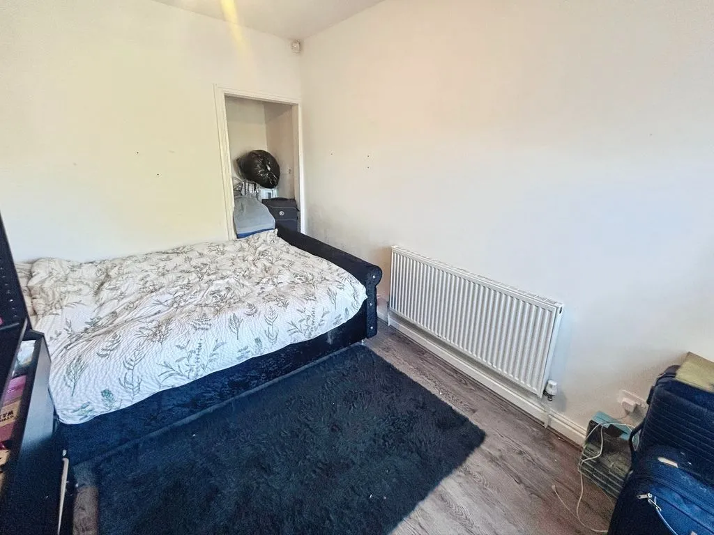 Village Road, Aston, B6, photo 11