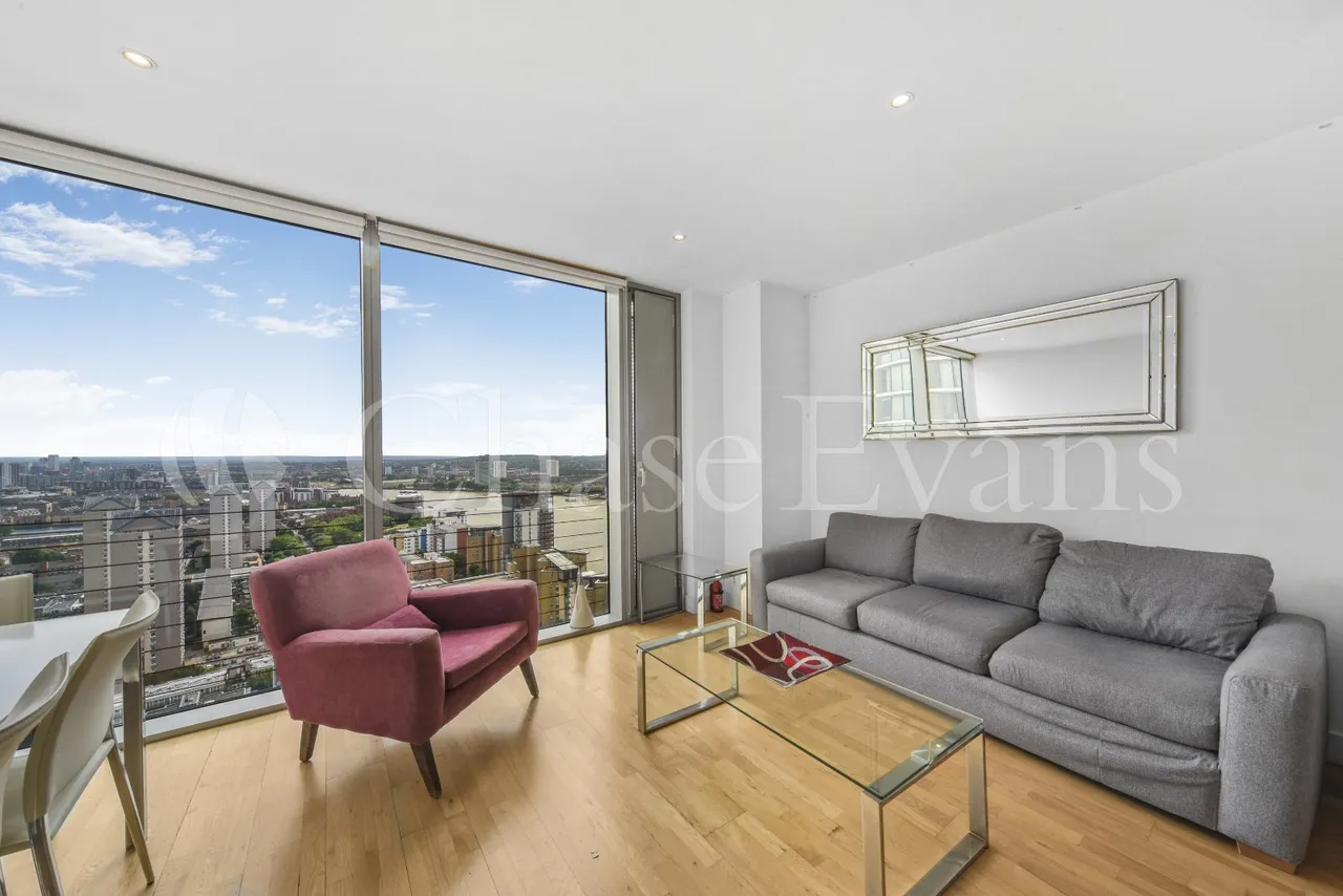Landmark West Tower, 22 Marsh Wall, Canary Wharf, London, E14, photo 4