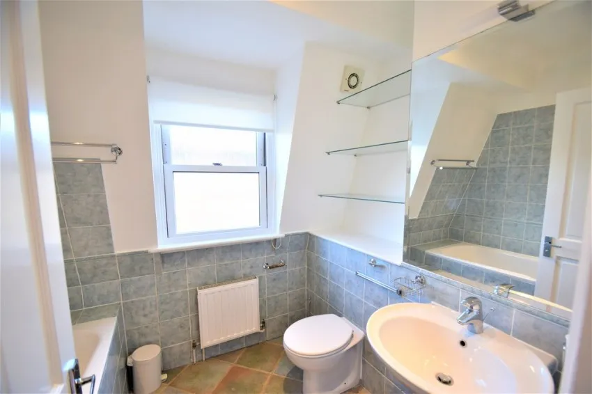 Upham Park Road, Chiswick, photo 9