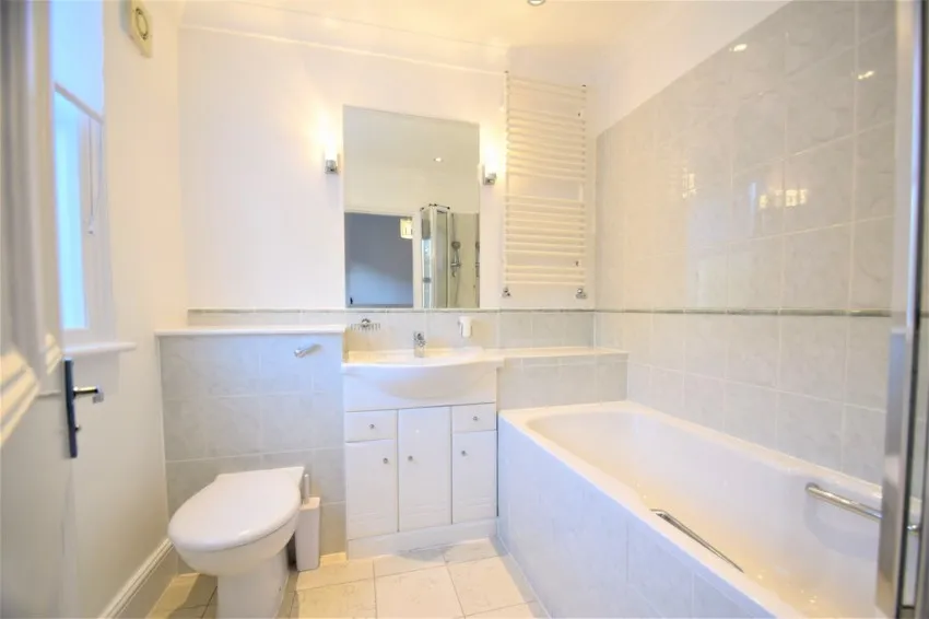 Upham Park Road, Chiswick, photo 5