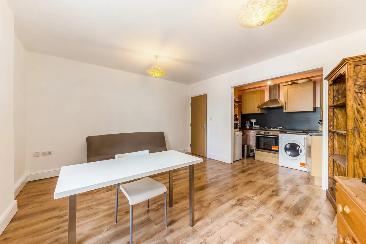 Drummond Street, London, NW1, photo 4