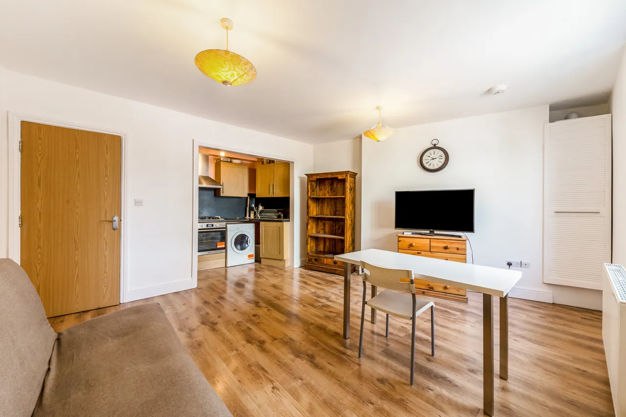 Drummond Street, London, NW1, photo 2