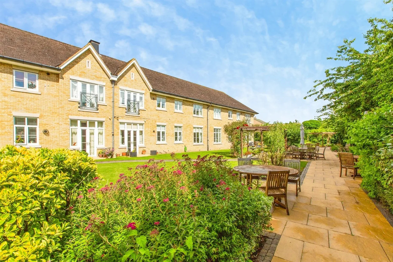 2 bed flat for sale, Sackville Way, Great Cambourne, CB23