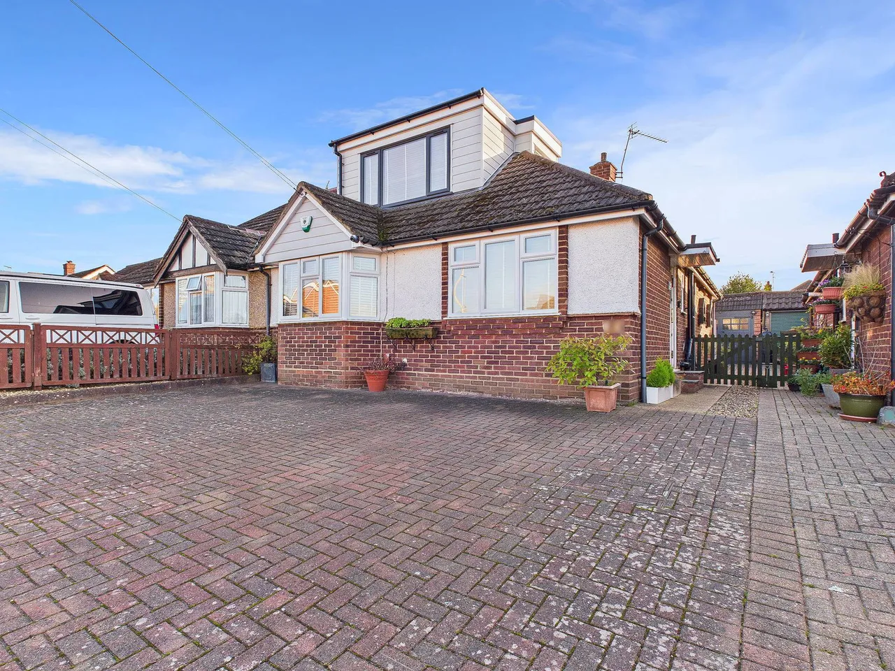 4 bed house for sale — Heath Row, Bishop's Stortford, CM23 5DF
