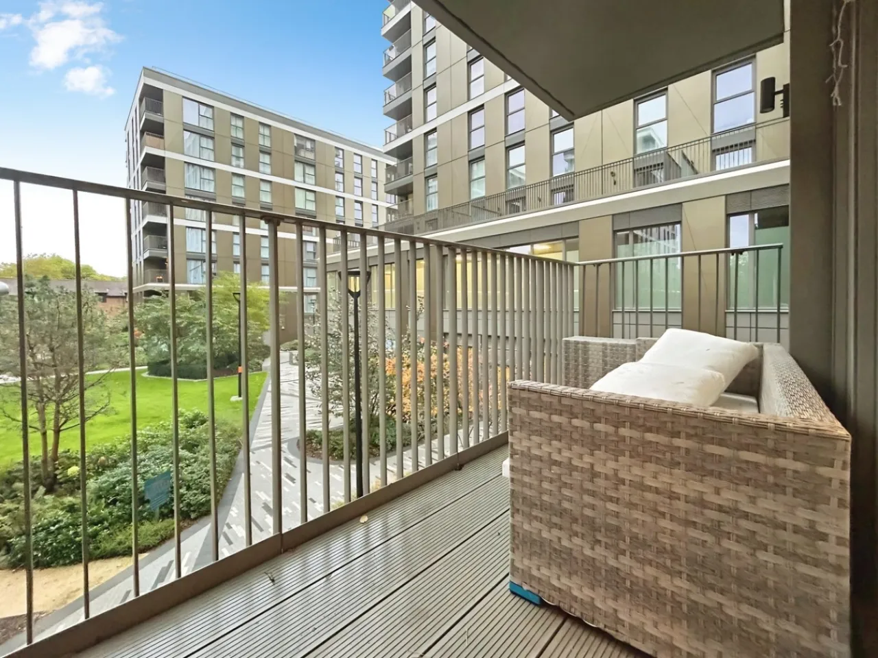 Eden Grove, Staines-Upon-Thames, TW18, photo 2